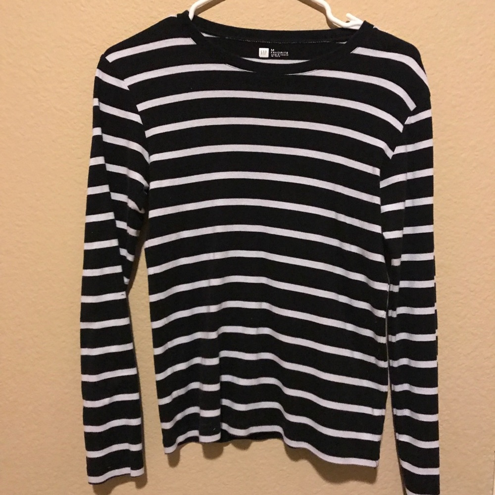 gap black and white striped favorite